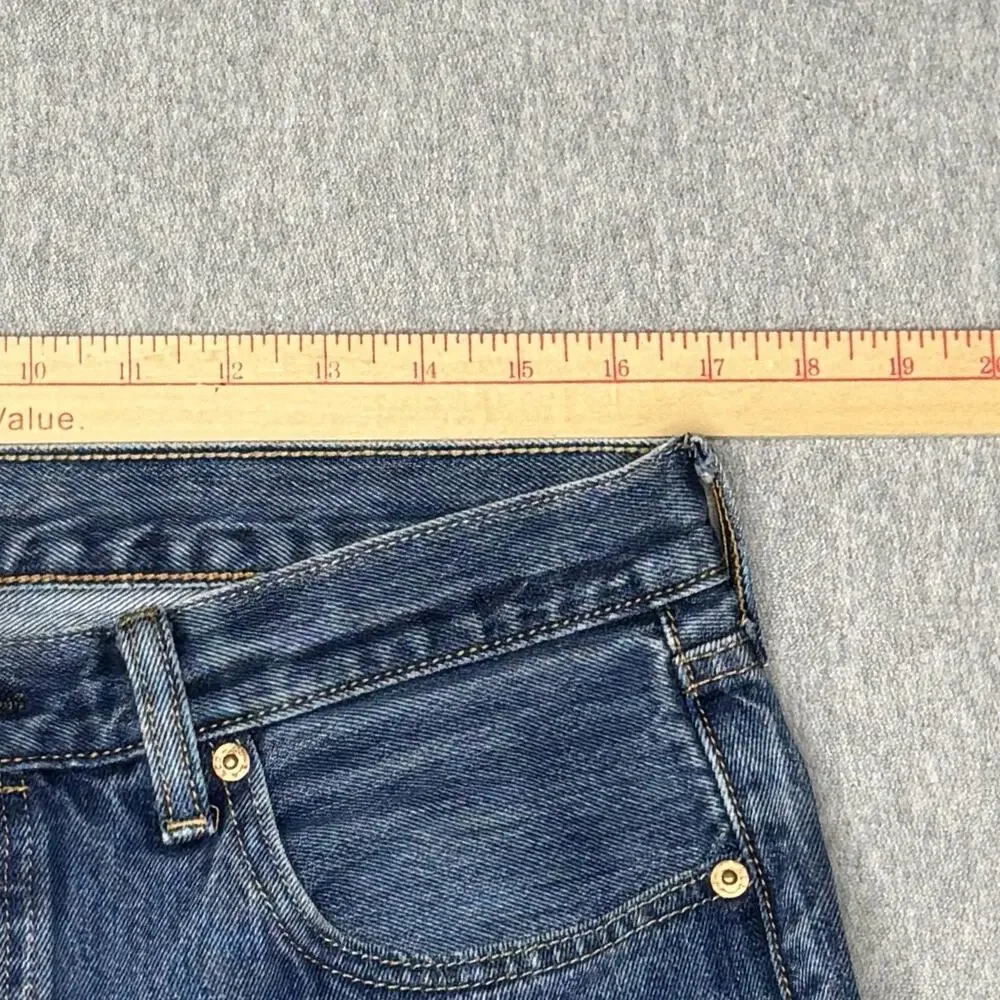 Levi's 501 Men's 34x30 Made In Egypt Medium Wash Made in Egypt - 2000’s.